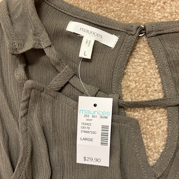 Green tank top - Picture 2 of 2